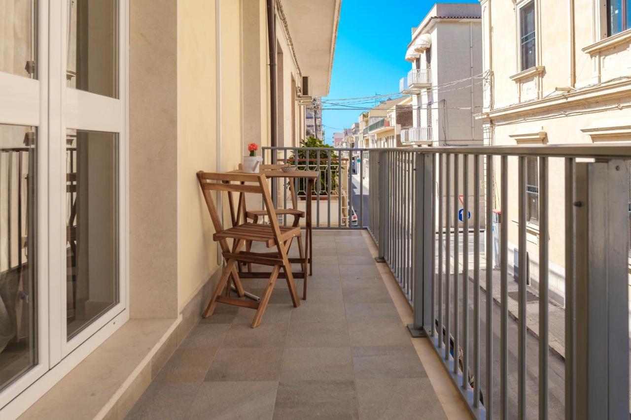 La Petite Erika Apartment Avola Exterior foto